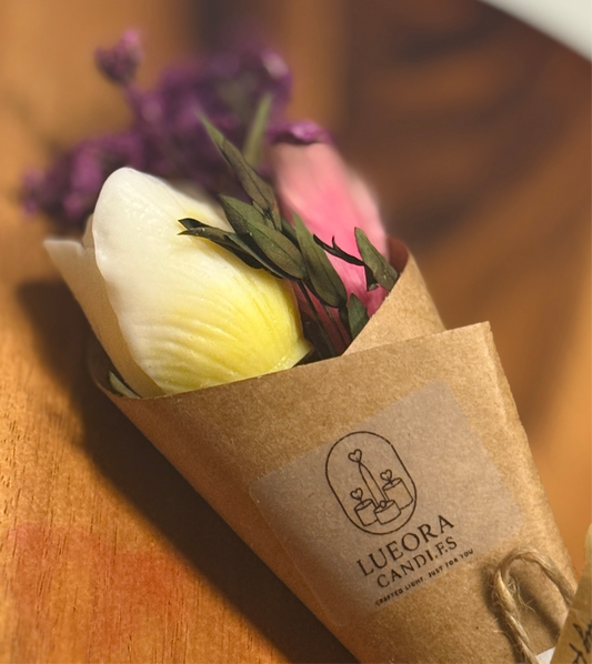 Lueora Handmade Tulip Candle Bouquet| Pure Soy Wax, Natural Dye, Eco-Friendly Vegan Floral Candle | Customisable Flower Bouquet Gift