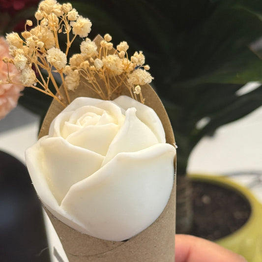 Lueora Single Rose Flower Bouquet