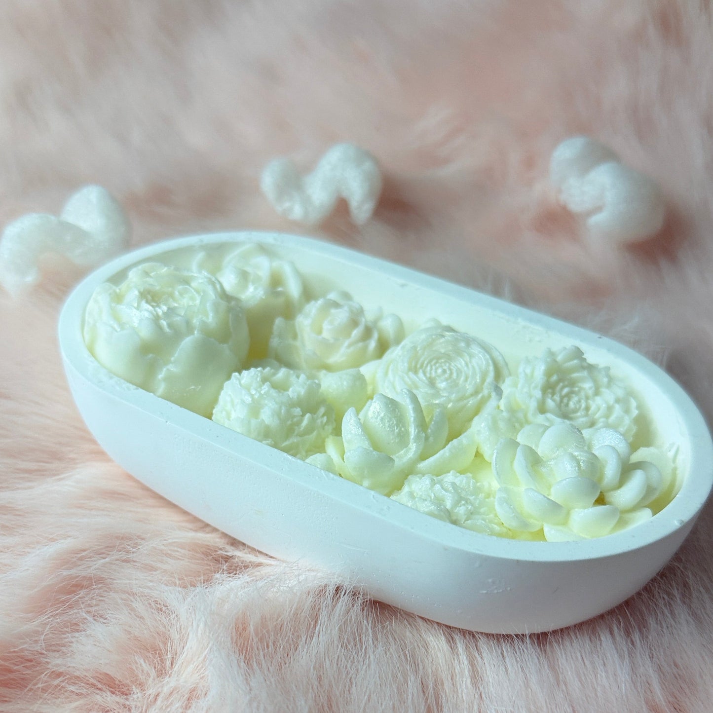 Lueora Bloom Essence Candle